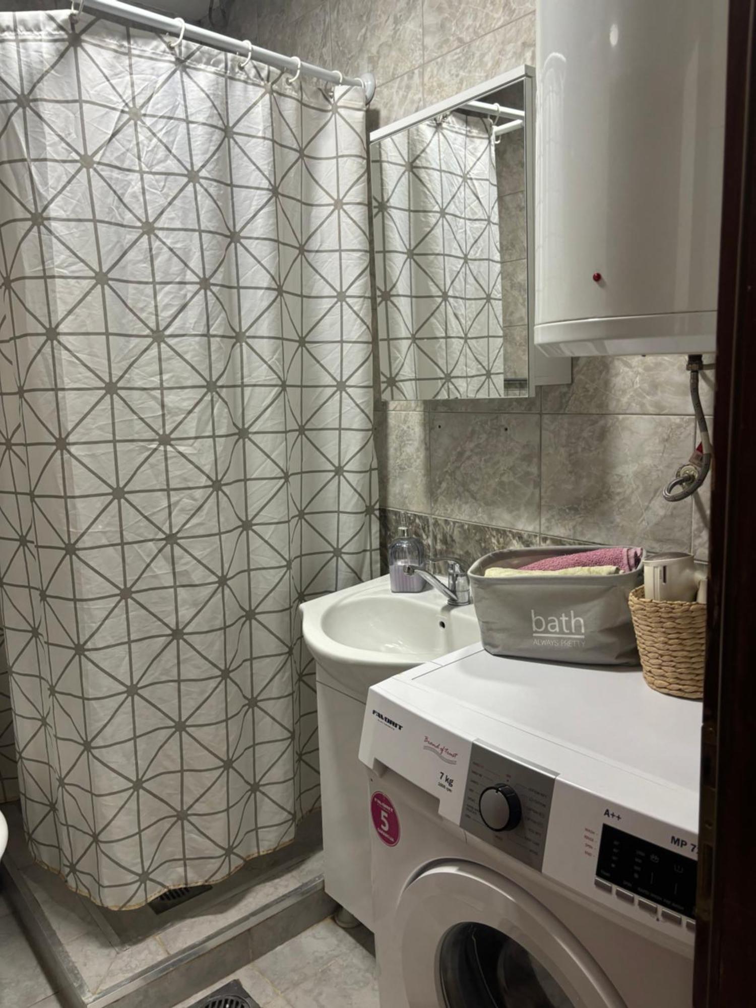 Mia'S Duplex Apartment 스코페 외부 사진