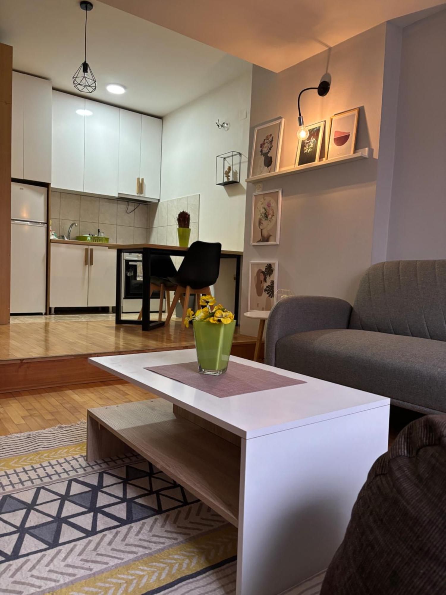 Mia'S Duplex Apartment 스코페 외부 사진